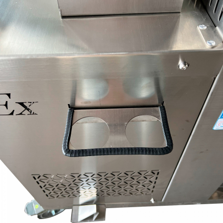 Индустриальный взрывозащищенный пылесос EVOline IVC 175-30EX