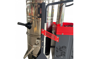 Пылесос индустриальный EVOline IVC 1100-22